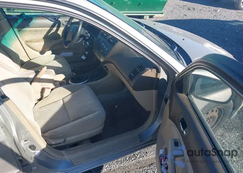 2004 Honda Civic Lx z USA, uszkodzony, nr VIN 2HGES15544H505035